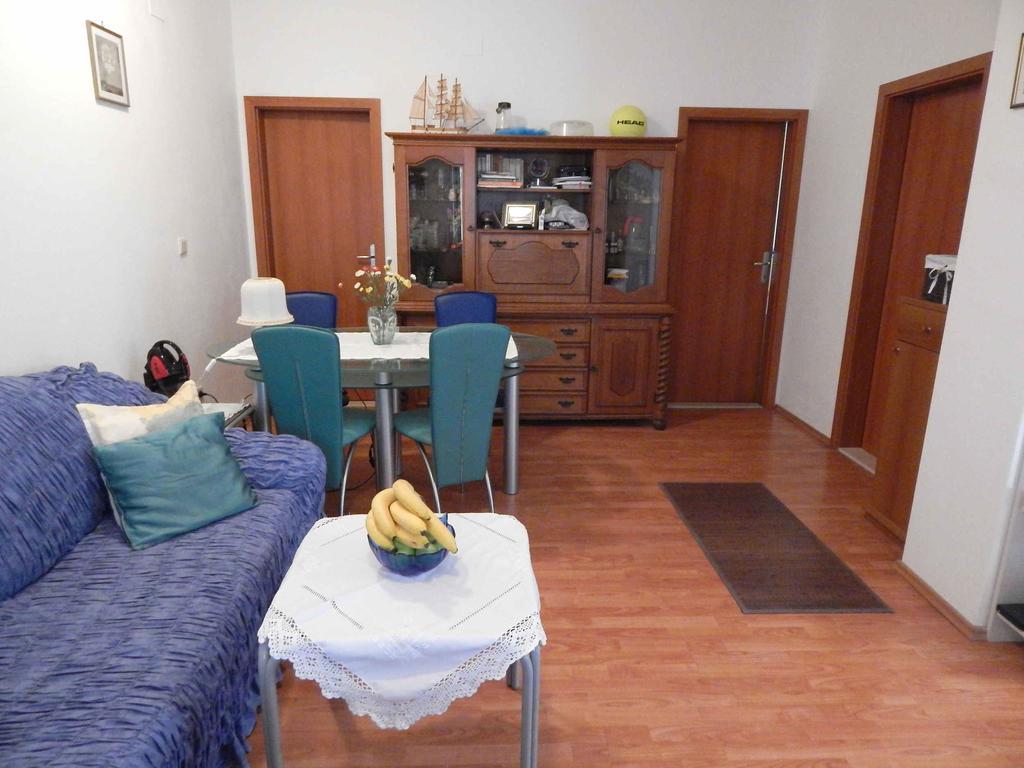 Apartment Lara 마카르스카 객실 사진