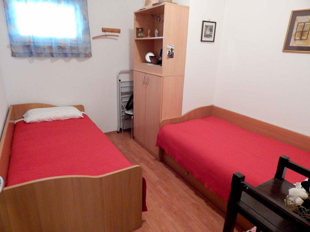 Apartment Lara 마카르스카 객실 사진